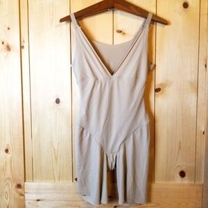 Maidenform Flexees Bodysuit Waist Tummy Thigh Shapewear NWOT